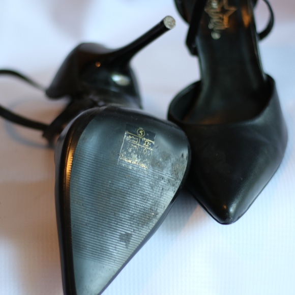 Pleaser - Picture 5 of 8